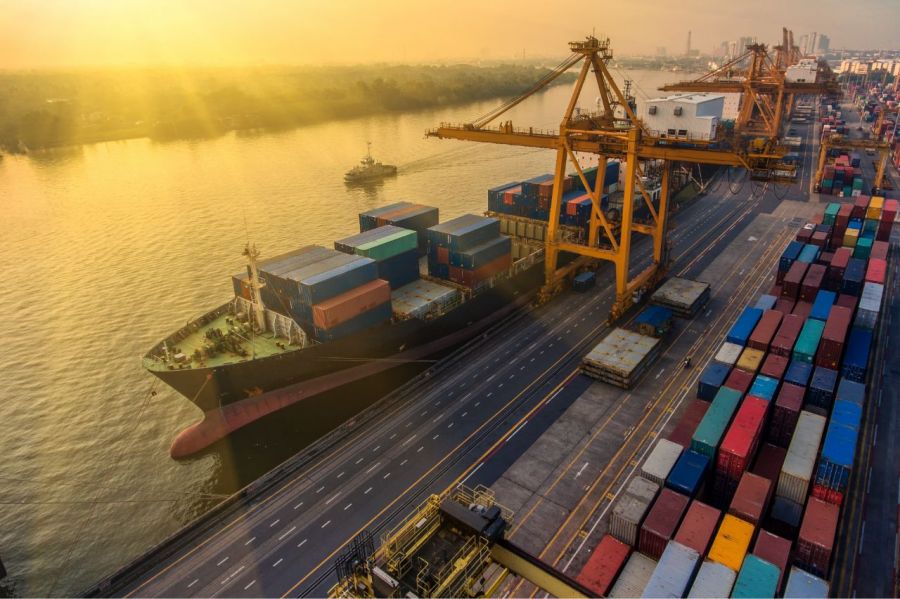 Incoterms 2023: guia resumido de regulamentação no comércio exterior